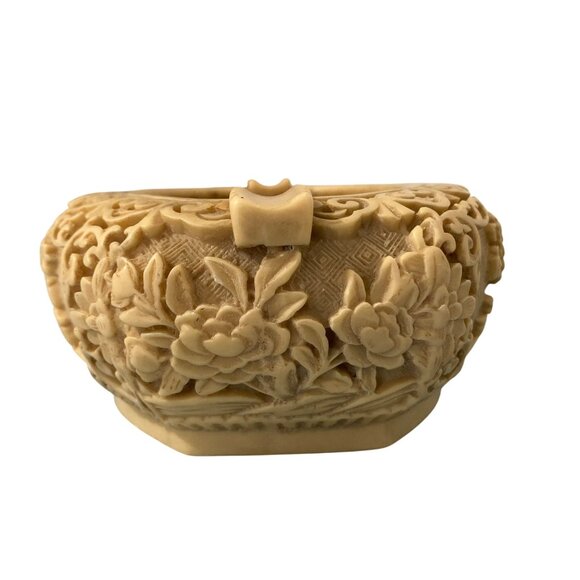 Vintage Chinese Carved Resin Ornate Floral Ashtray - Picture 4 of 8